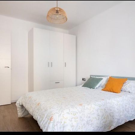 2 Habitaciones Hospitalet L'Hospitalet de Llobregat Bagian luar foto